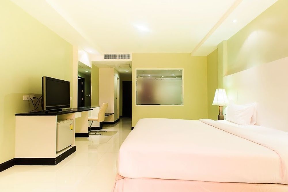 Fourteen Again Pattaya Exterior foto